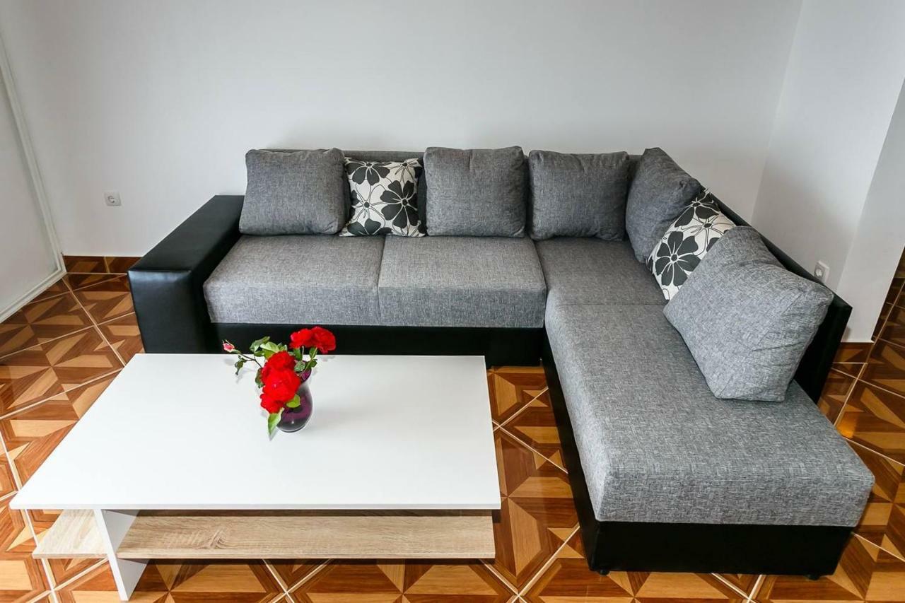Apartment Aleksandra Malinska Luaran gambar