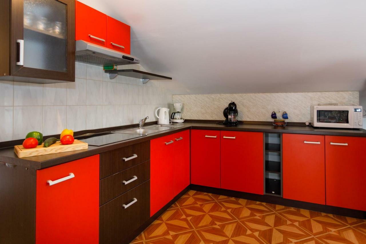 Apartment Aleksandra Malinska Luaran gambar